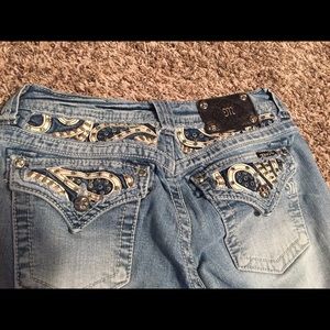 Miss Me Capri pants.